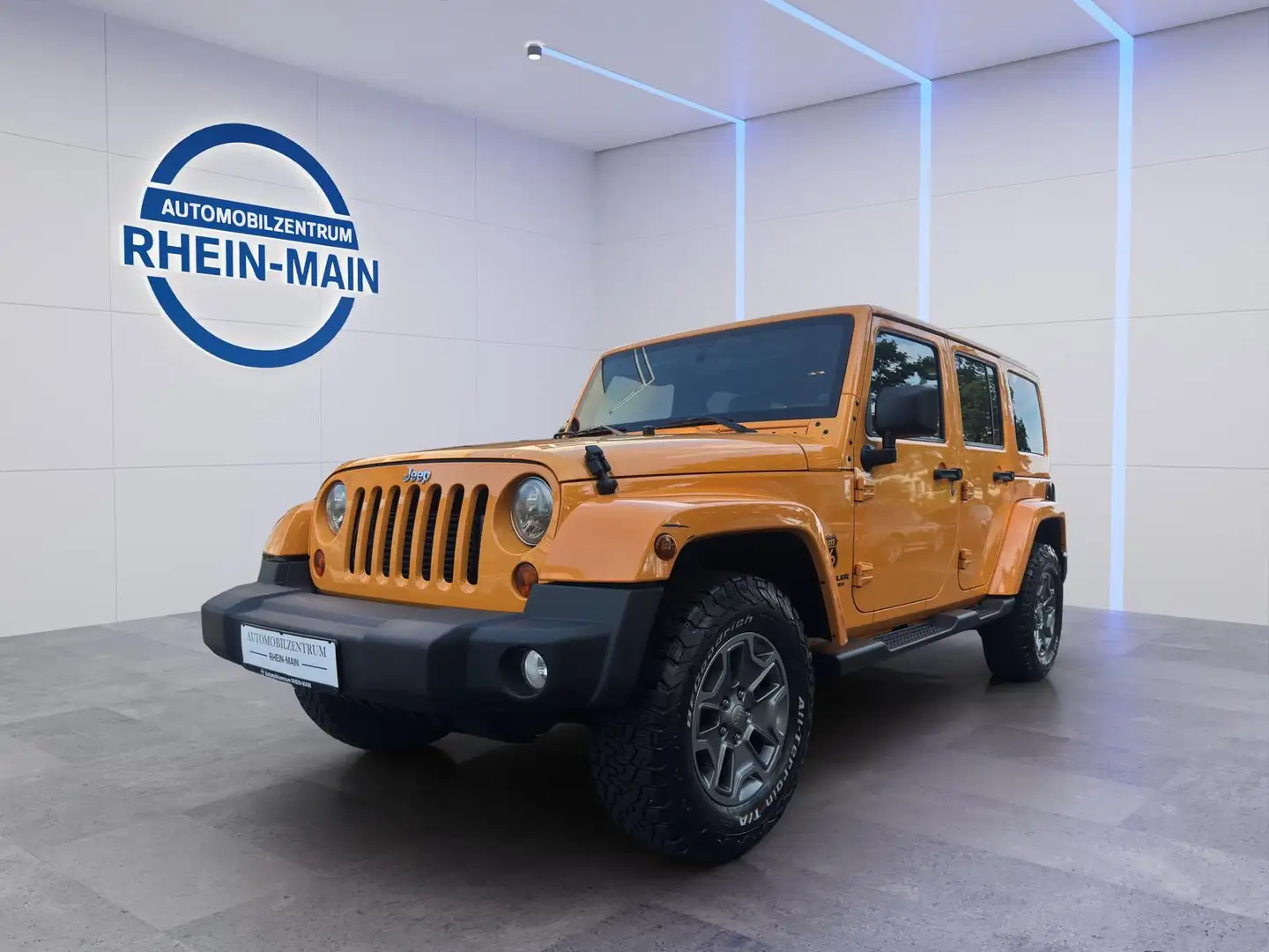 Jeep Wrangler Sahara JK LEDER BF GODDRICH Orange - 1