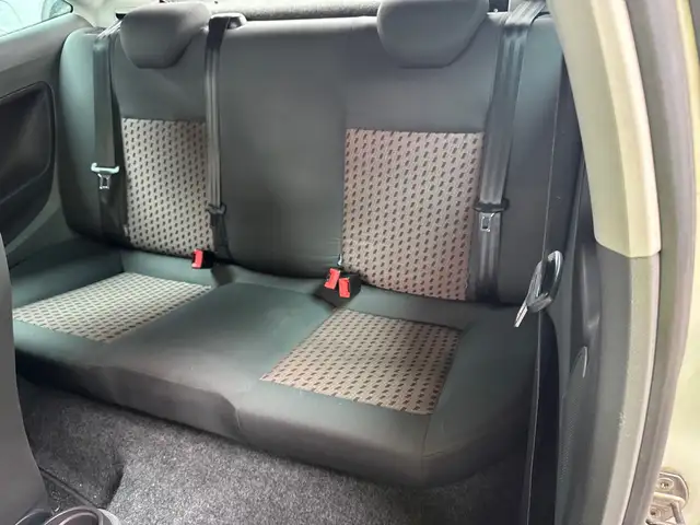 Seat Ibiza view 8