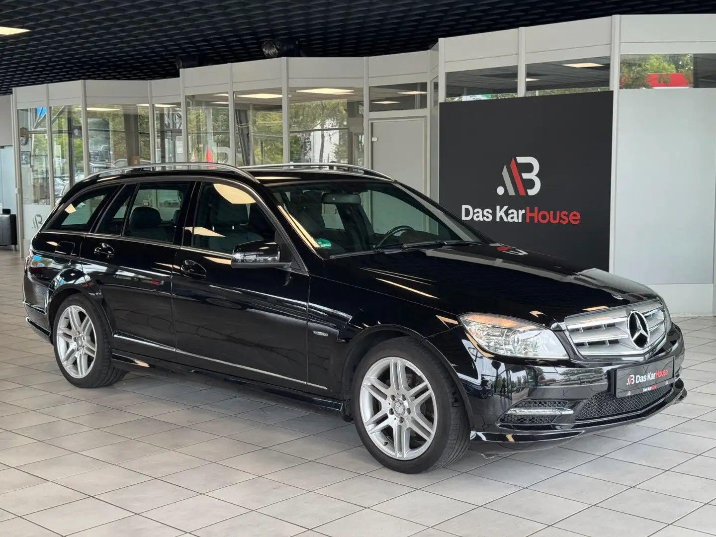 Mercedes-Benz C 250 CGI T ·AMG Line·2. Hand·BiXenon·Automatik Schwarz - 1