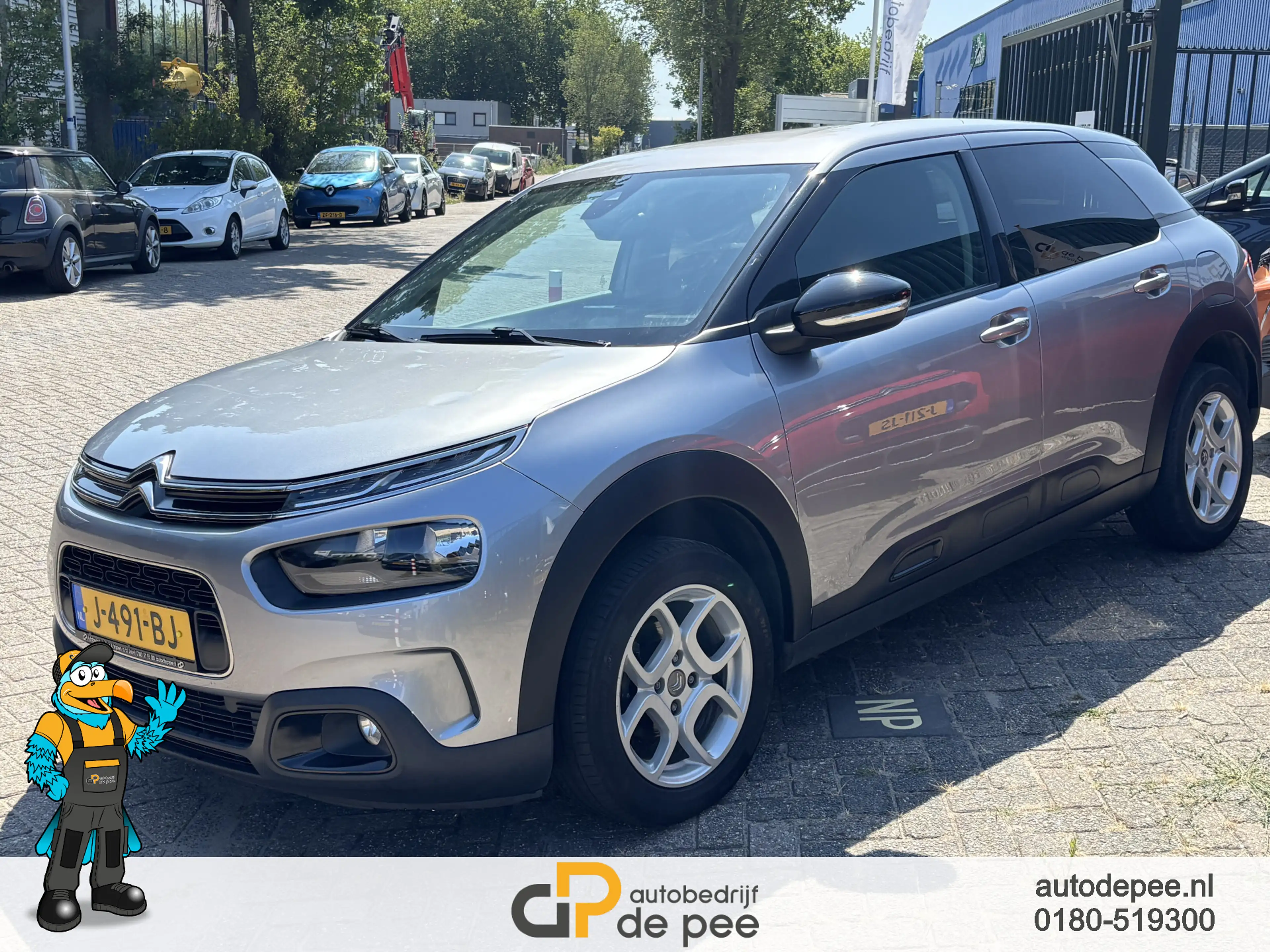 Citroen C4 Cactus 1.2 PureTech Shine GARANTIE/CARPLAY/CLIMA/CRUISE/C — photo 2