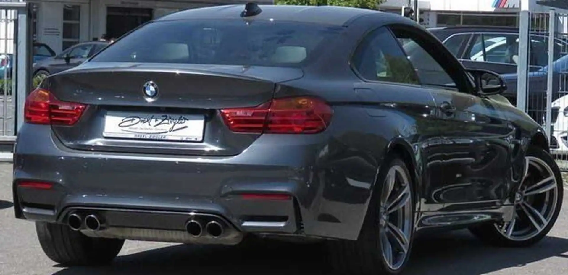 BMW M4 M4A Gris - 2
