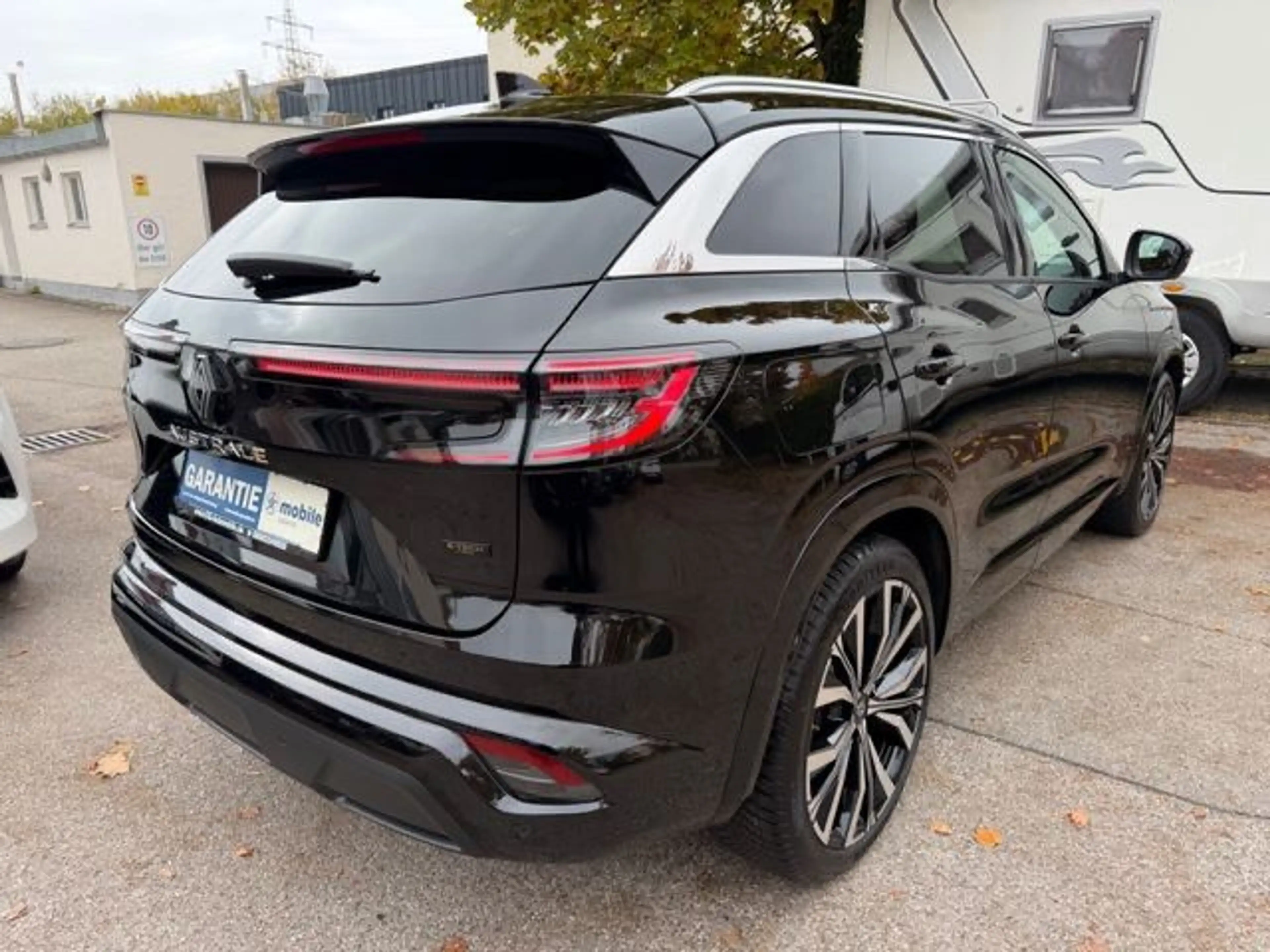 Renault Austral 200 Hybrid Iconic~H&K~360Kam~Ambi~Matrix — photo 5