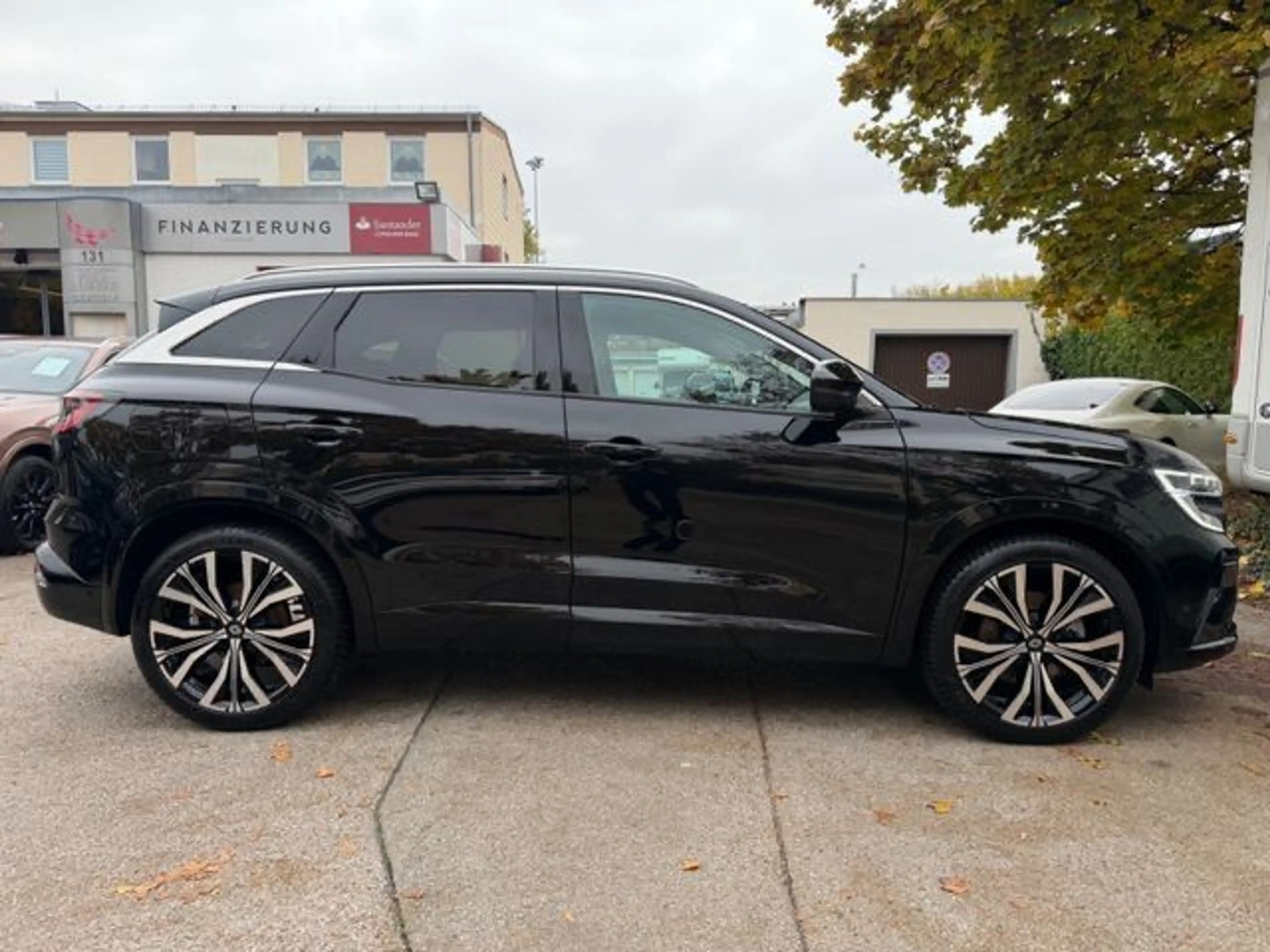 Renault Austral 200 Hybrid Iconic~H&K~360Kam~Ambi~Matrix — photo 6