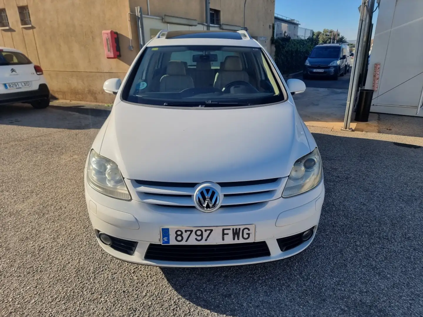 Volkswagen Golf 1.4 TSI Highline DSG 140 Blanc - 2