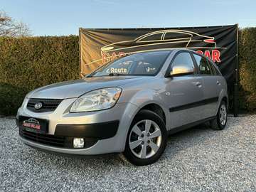 1.5Crdi 5Portes/Clim/New Pneus… Garantie 1an !