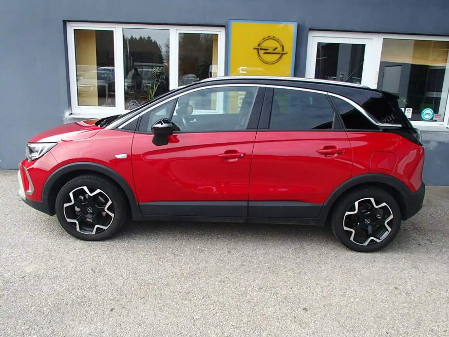 Opel Crossland 1,2 Turbo Ultimate Rouge - 1