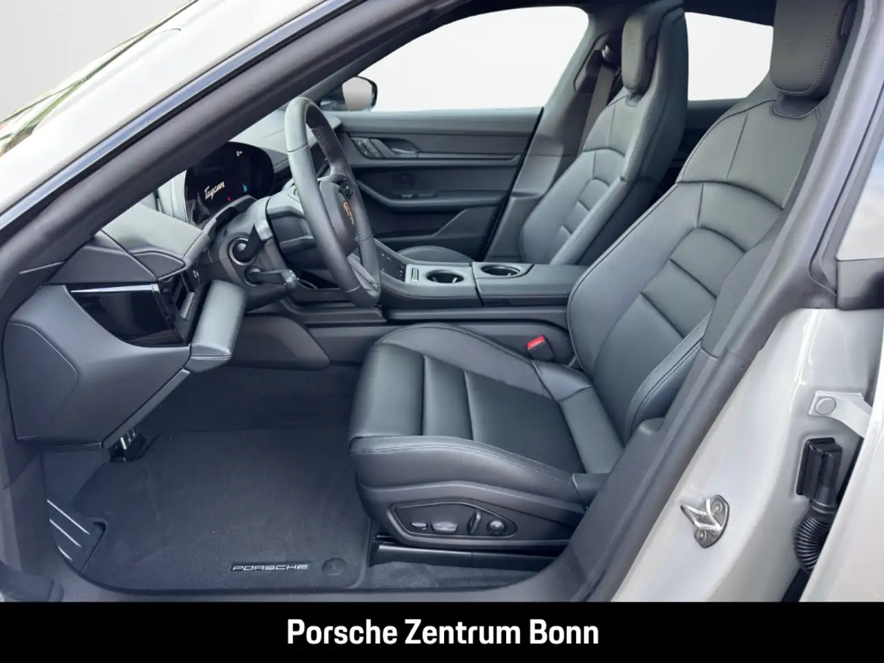 Porsche Taycan Black Edition HA-Lenkung InnoDrive BOSE 9