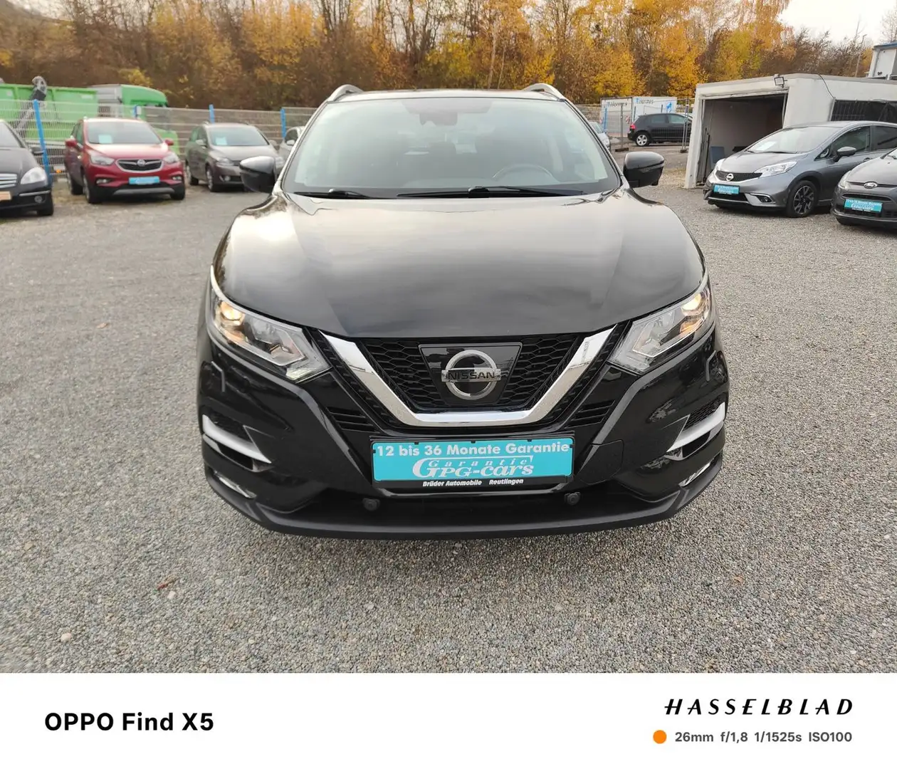 Nissan Qashqai N-Connecta "AHK "Navi "SHZ "Panorama Schwarz - 2