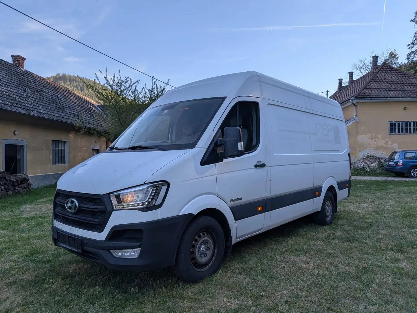 Hyundai H 350 H350 L3H2 2,5 CRDI Kastenwagen Weiß - 1