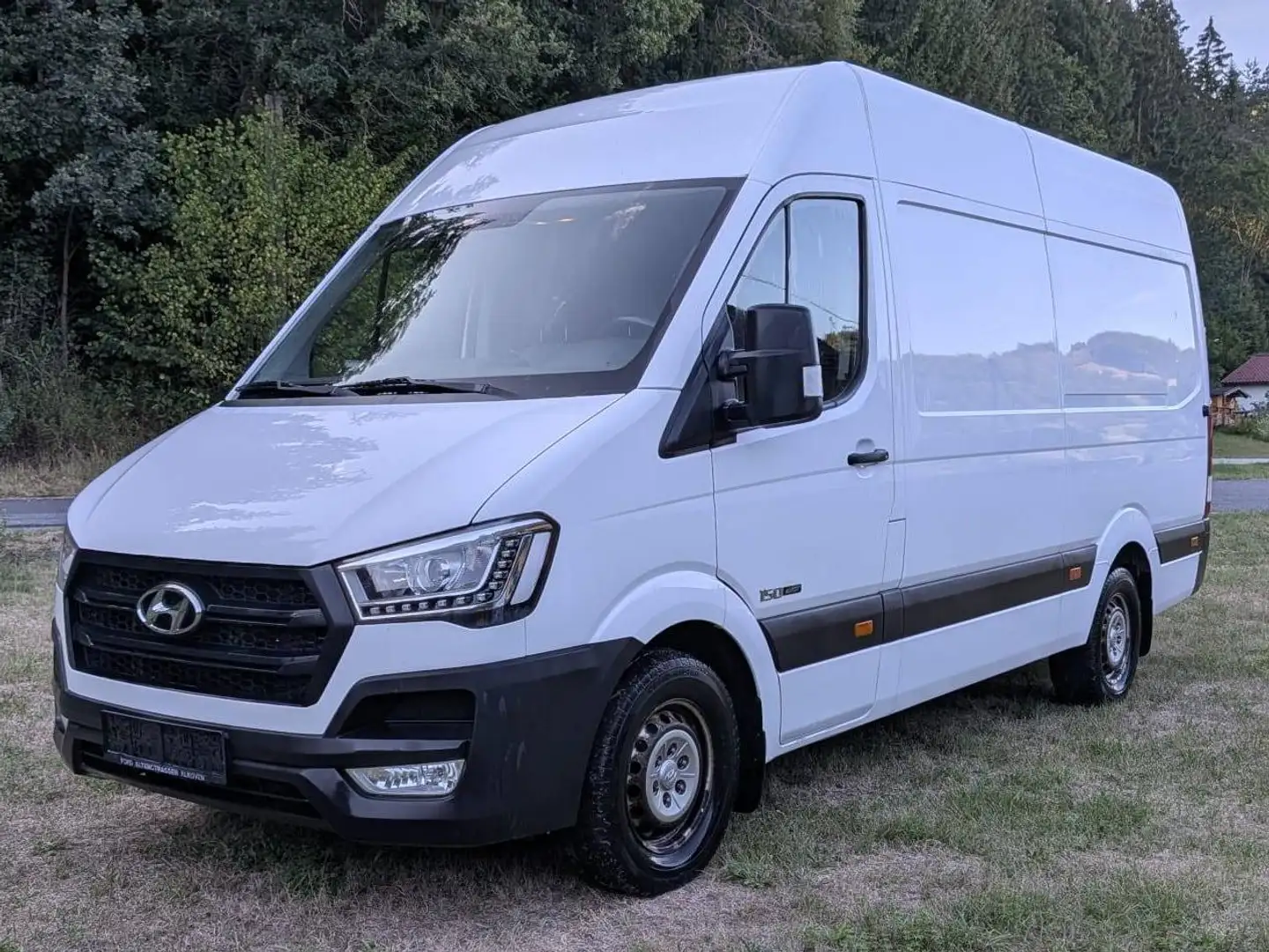 Hyundai H 350 H350 L3H2 2,5 CRDI Kastenwagen Weiß - 1