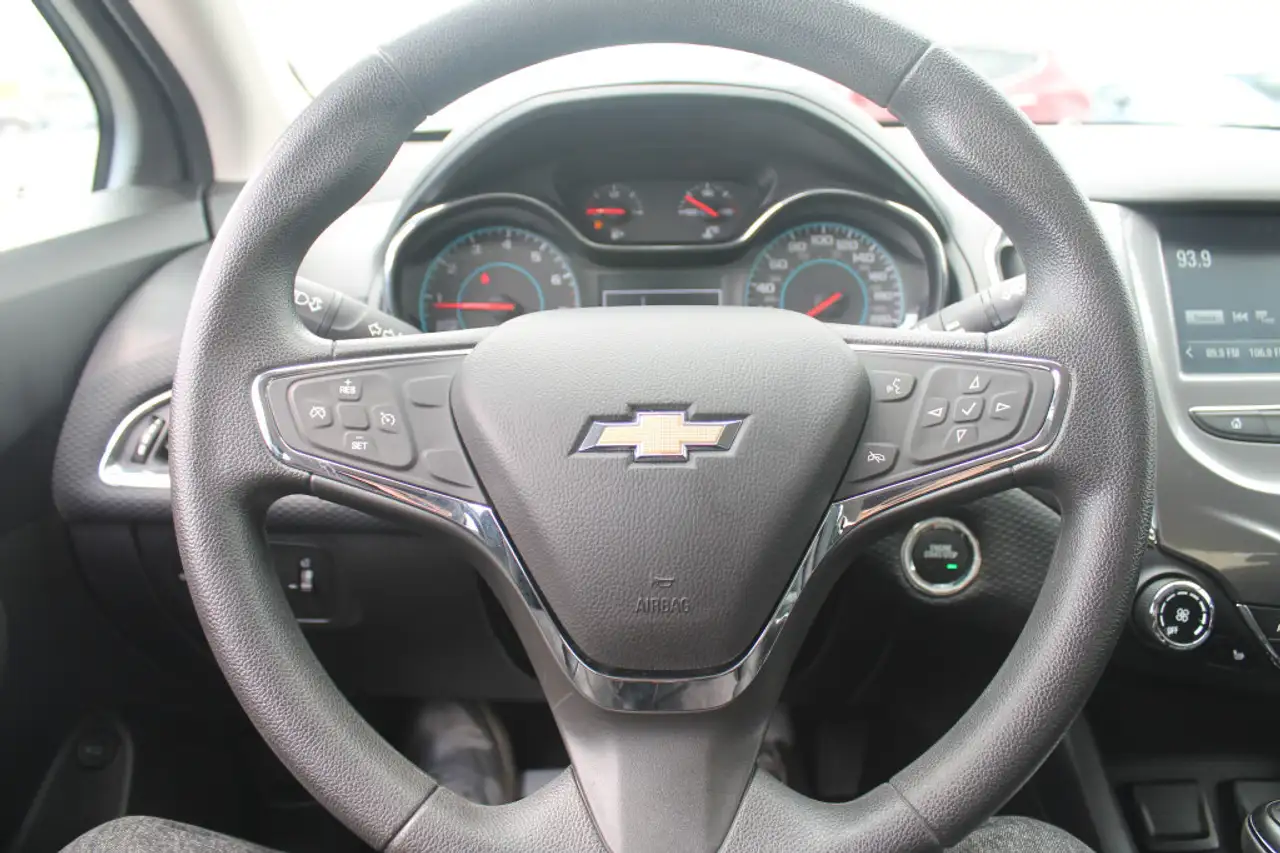 Chevrolet Cruze снимка Chevrolet Cruze
