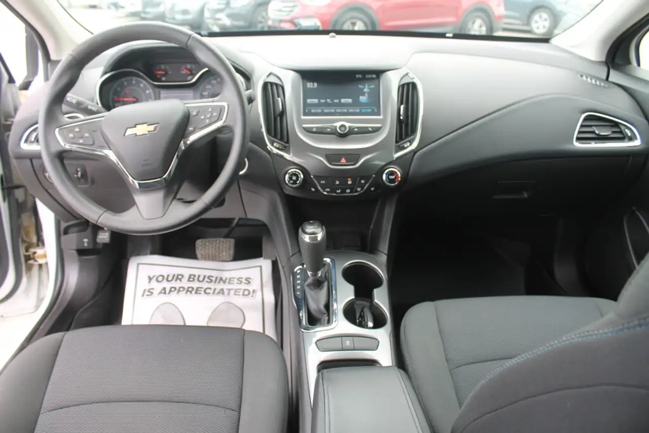 Chevrolet Cruze снимка Chevrolet Cruze