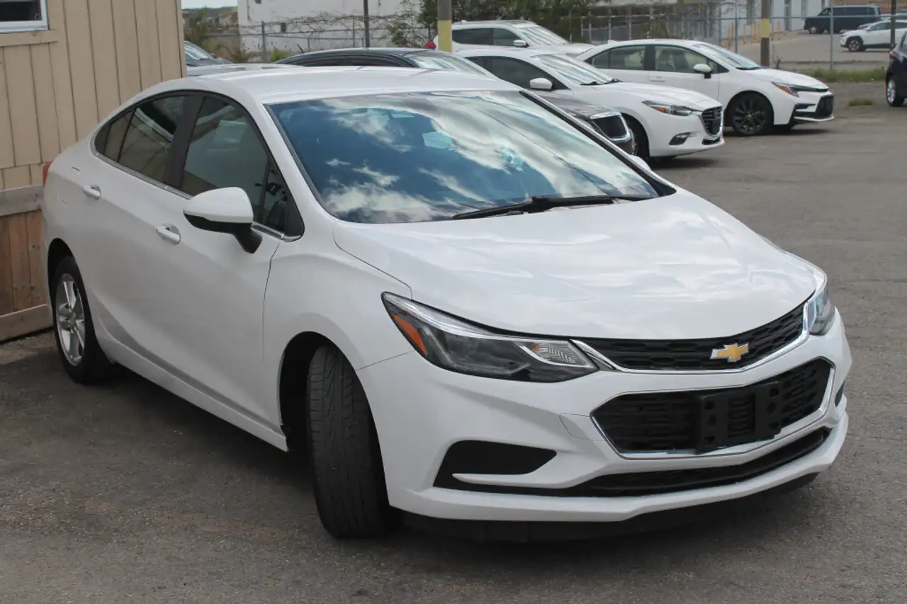 Chevrolet Cruze снимка Chevrolet Cruze