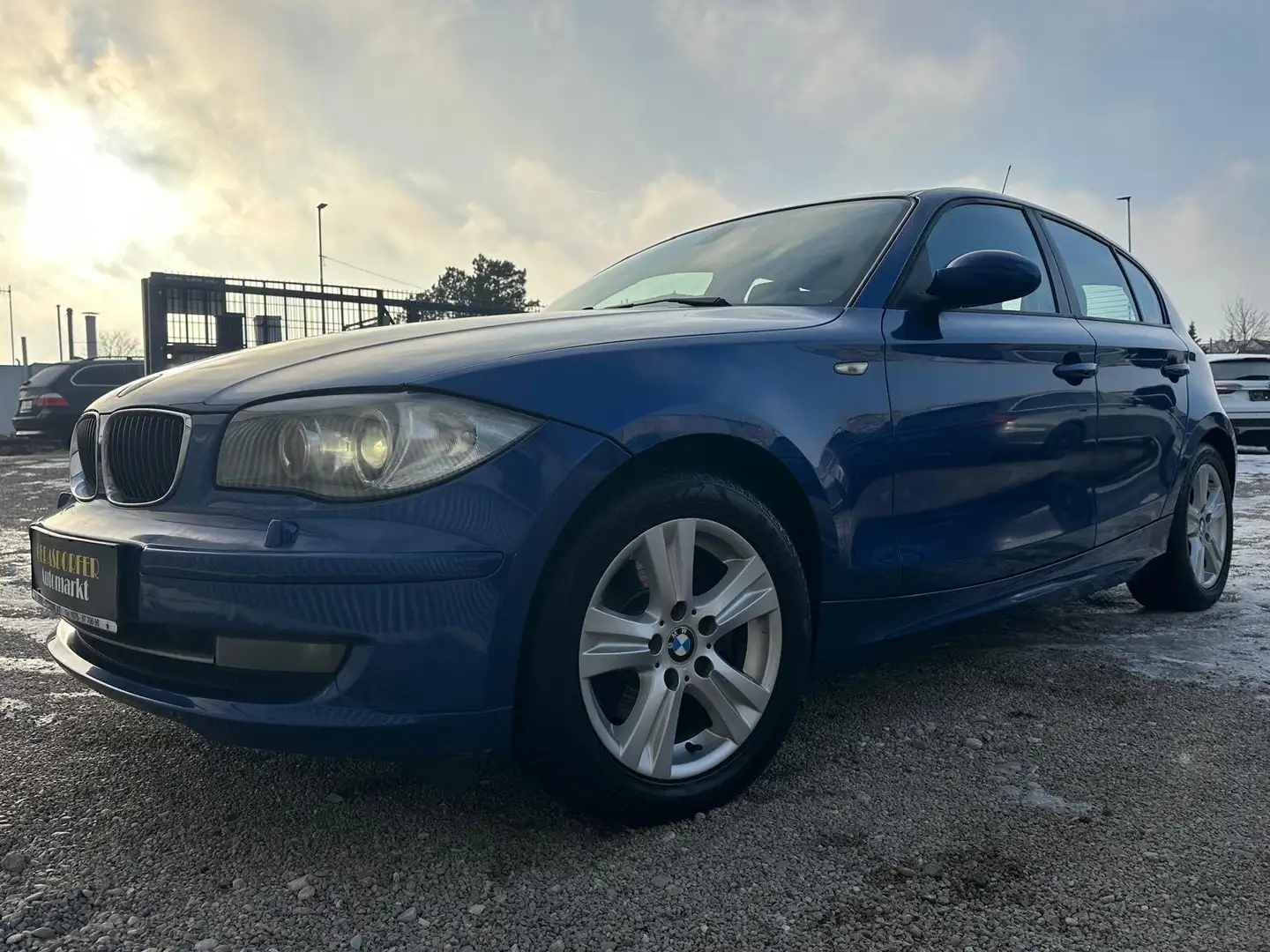 BMW 120 120d Österreich-Paket Aut. **Leder*Navi*Xenon** Blau - 2