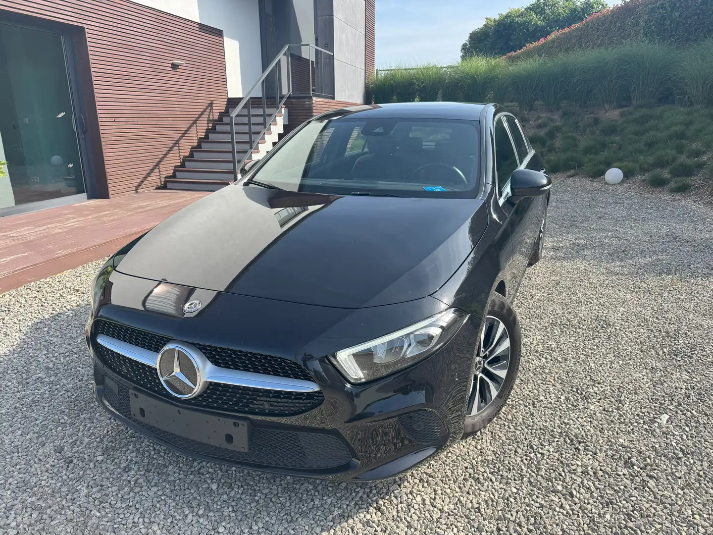 Mercedes-Benz A 180 A 180 d (EU6d-TEMP) Zwart - 1
