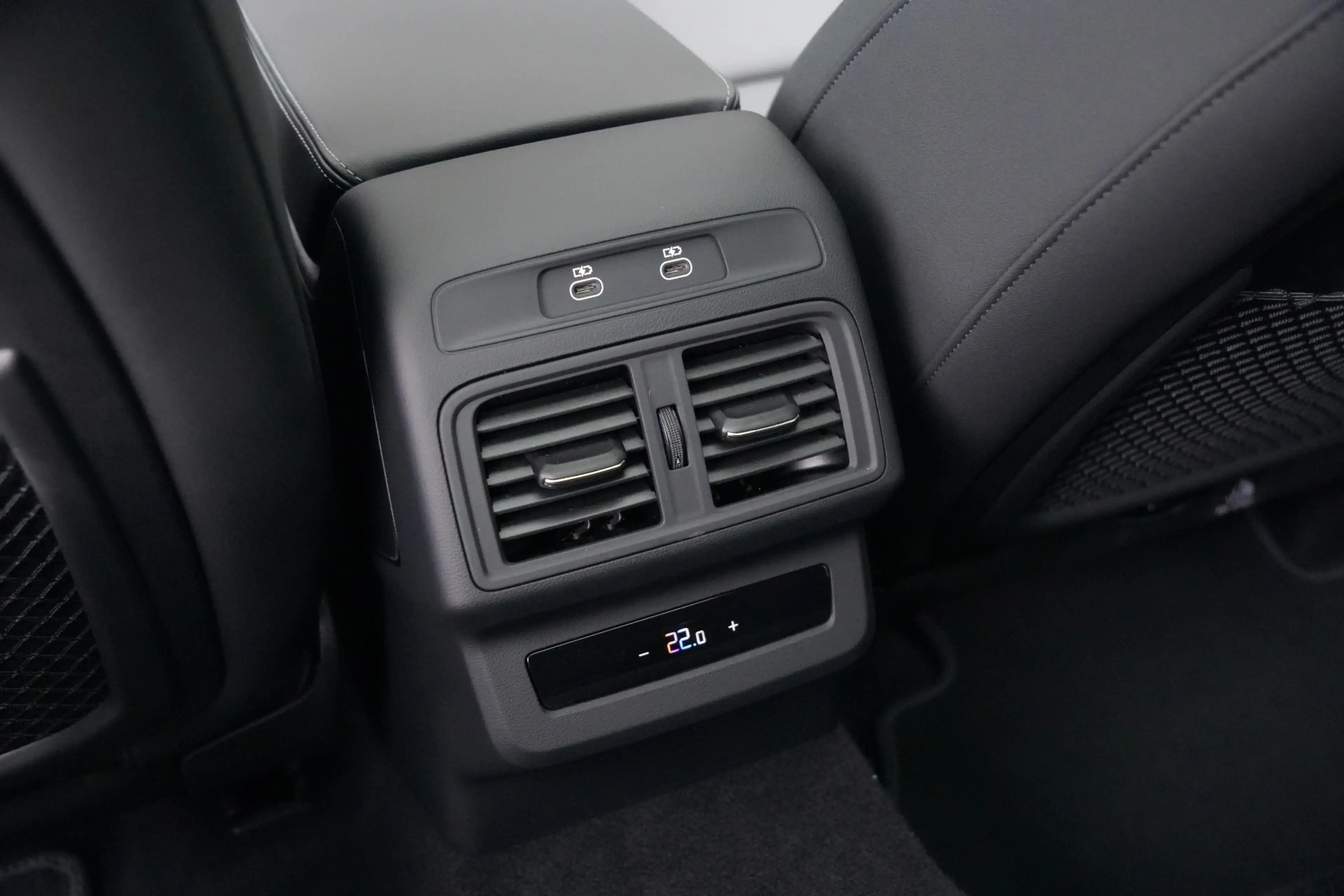 Audi Q5 2.0 TFSI e-hybrid quattro S edition | Trekhaak | P — photo 48