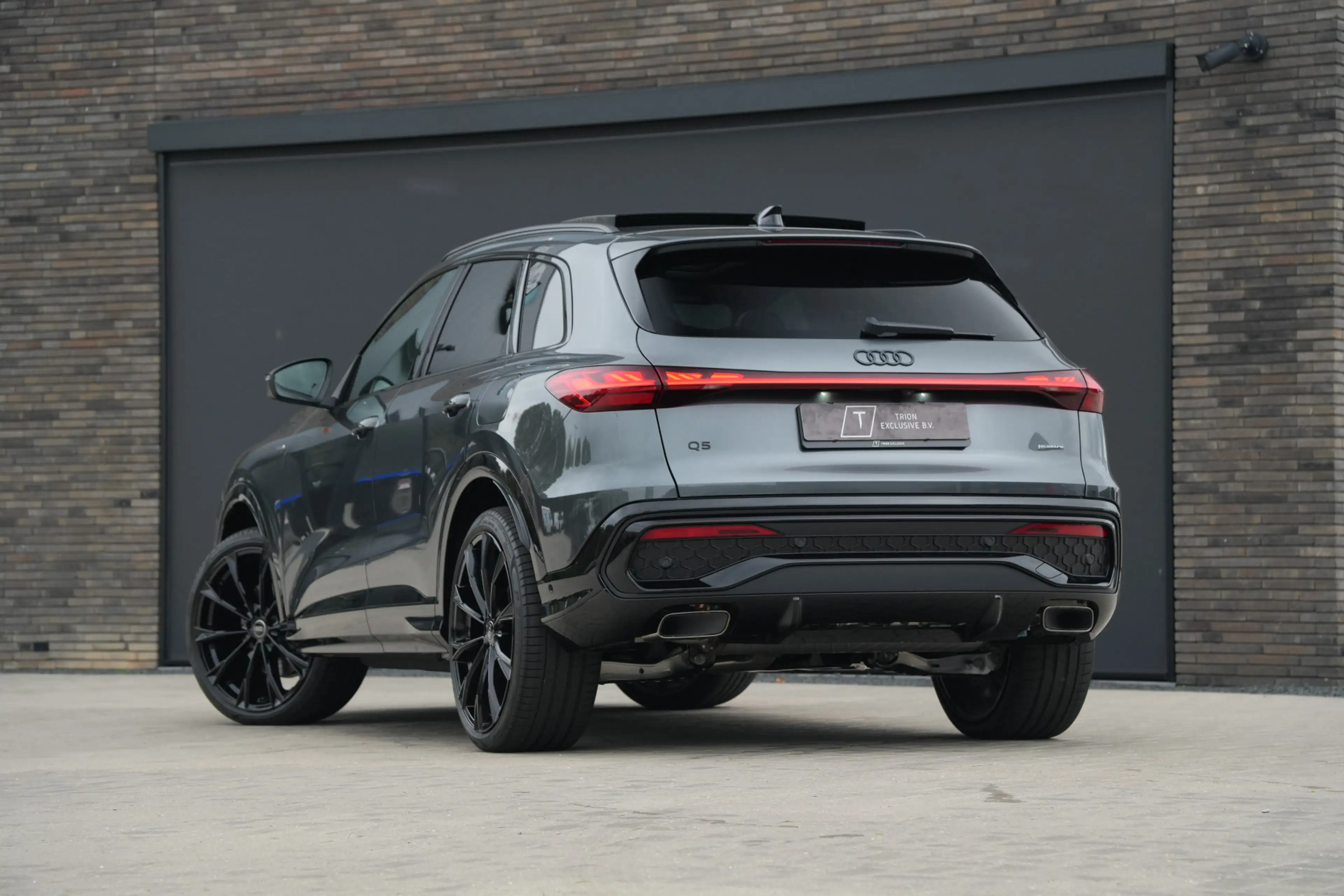 Audi Q5 2.0 TFSI e-hybrid quattro S edition | Trekhaak | P — photo 2