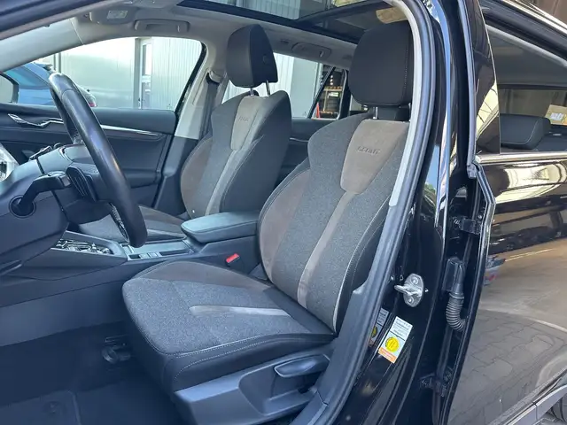 Skoda Octavia view 14