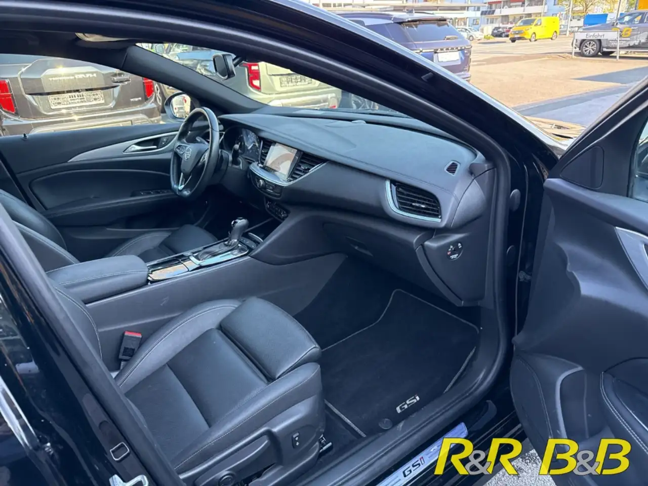 Opel Insignia B Sports Tourer GSi 4x4 NAVI+KAMERA+SHZ 9