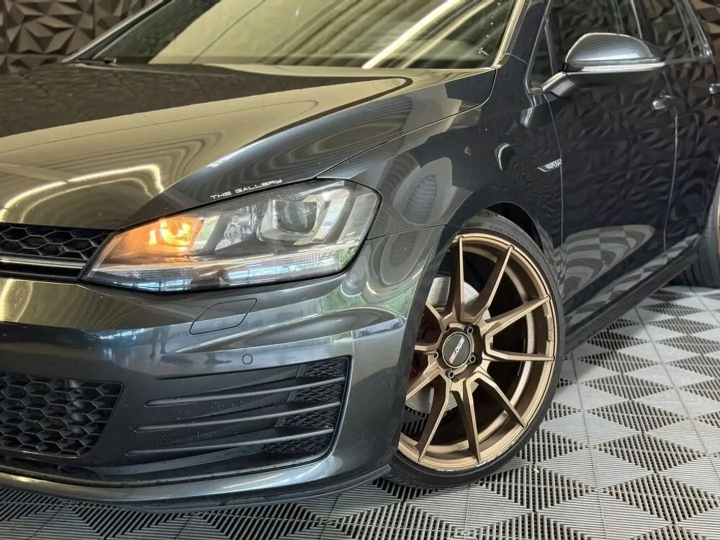 Volkswagen Golf VII 2.0 TDI GTD BlueMotion Tech Grau - 2