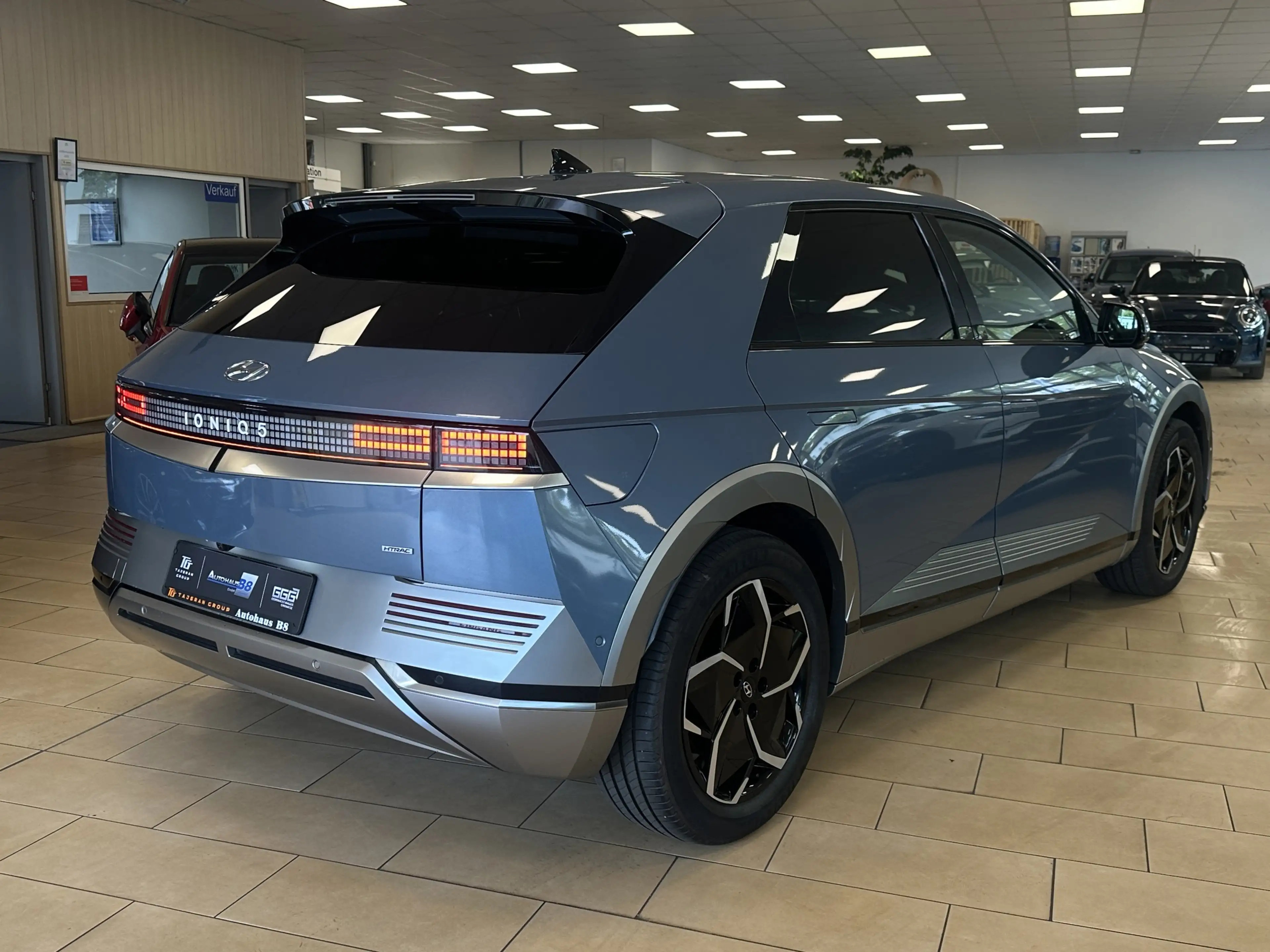 Hyundai IONIQ 5 Uniq*NSCC*HUD*360*SHZ+BLÜ*BOSE*WMP*4WD* — photo 5