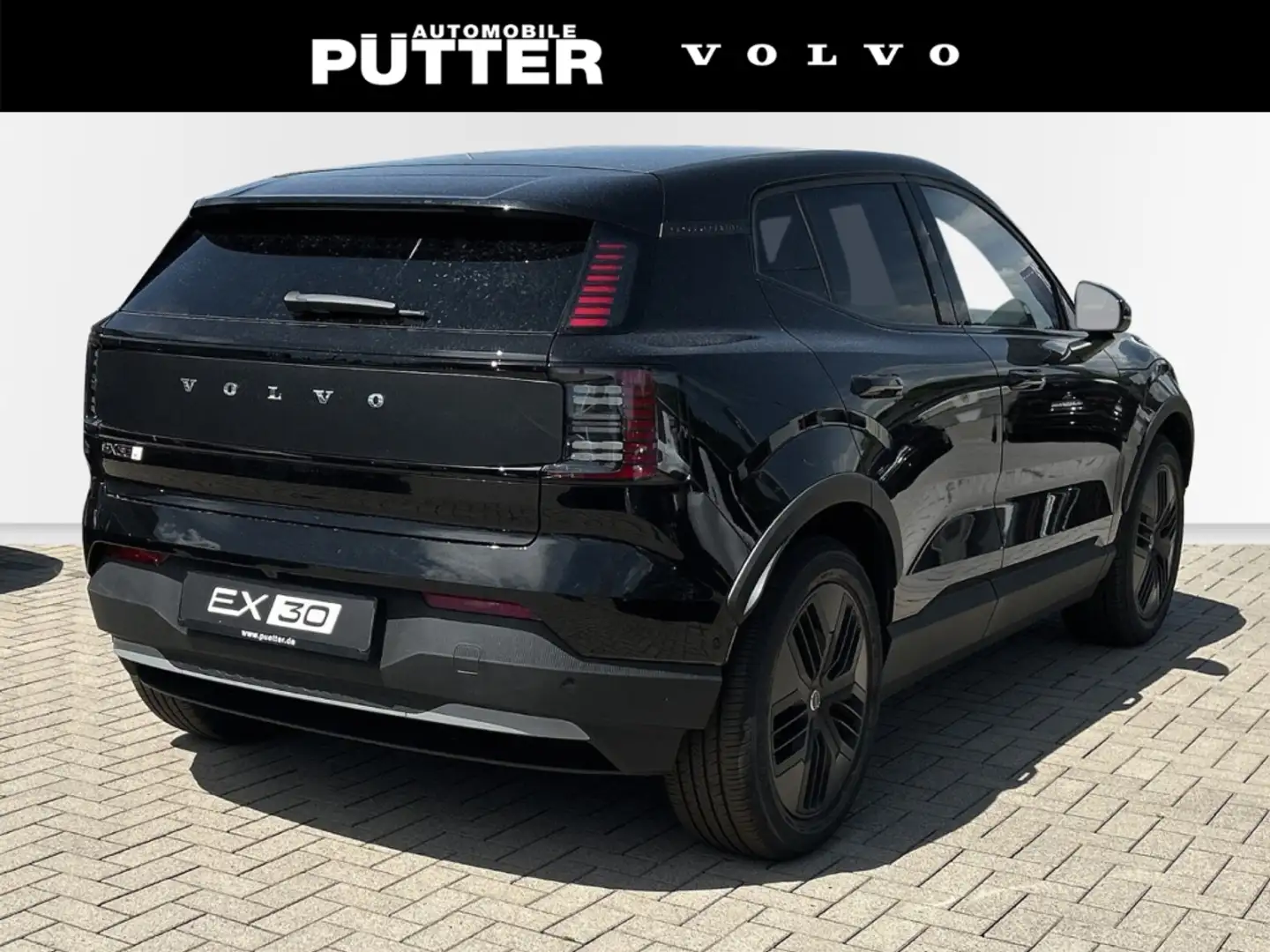Volvo EX30 Cross Country Twin Motor Performance AWD Ultra 19' Schwarz - 2