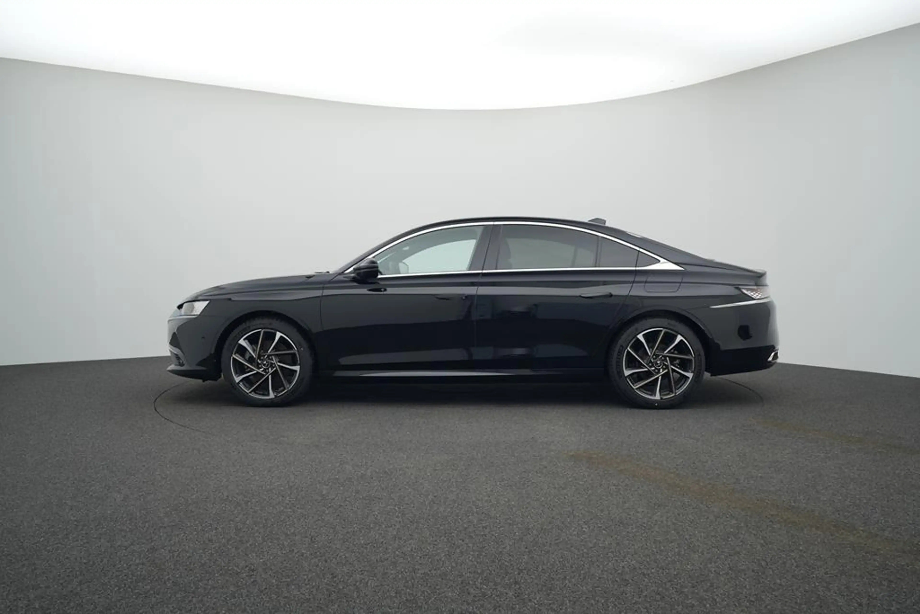 DS Automobiles DS 9 E-Tense 250 Rivoli + — photo 12
