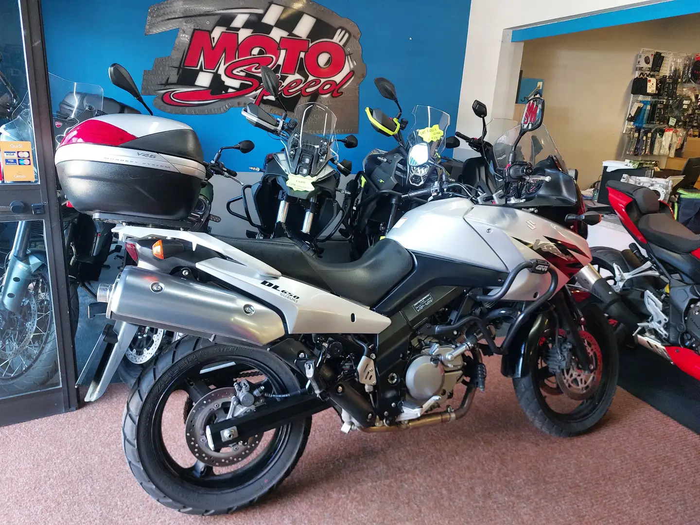 Suzuki V-Strom 650 Gris - 2