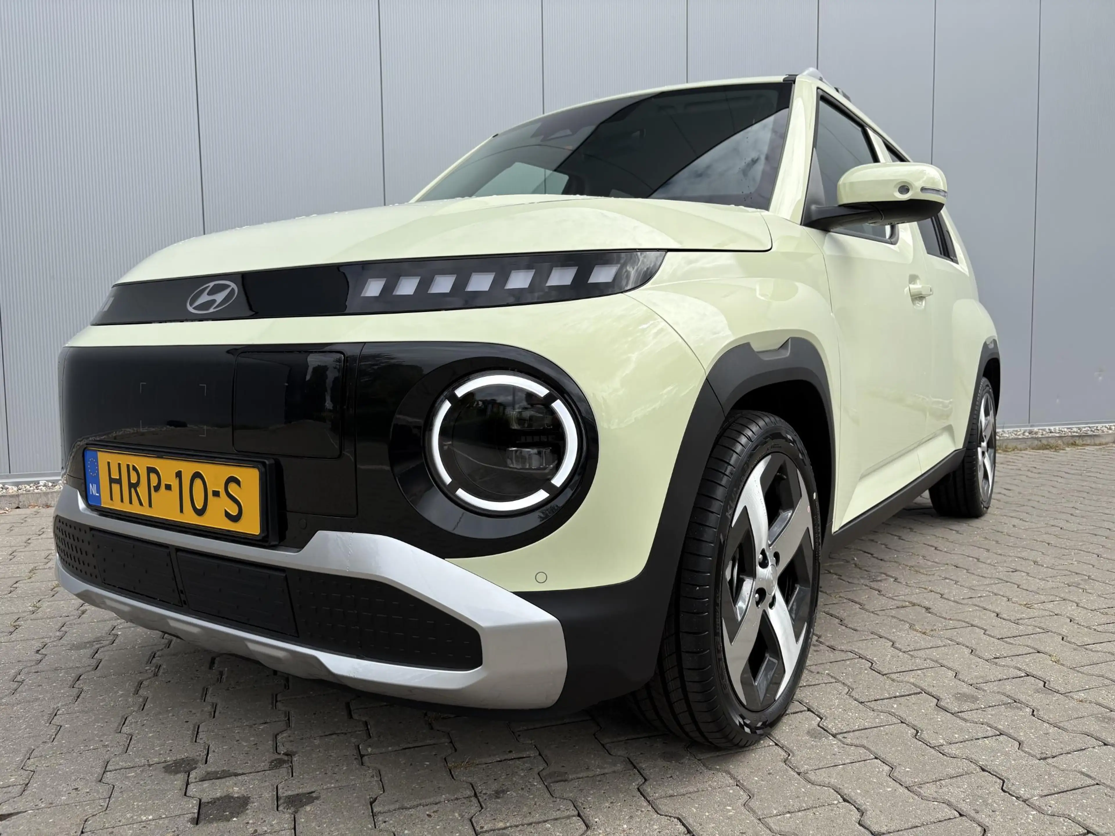 Hyundai Inster Evolve 49 kWh / Apple Carplay & Android Auto / Ada — photo 3
