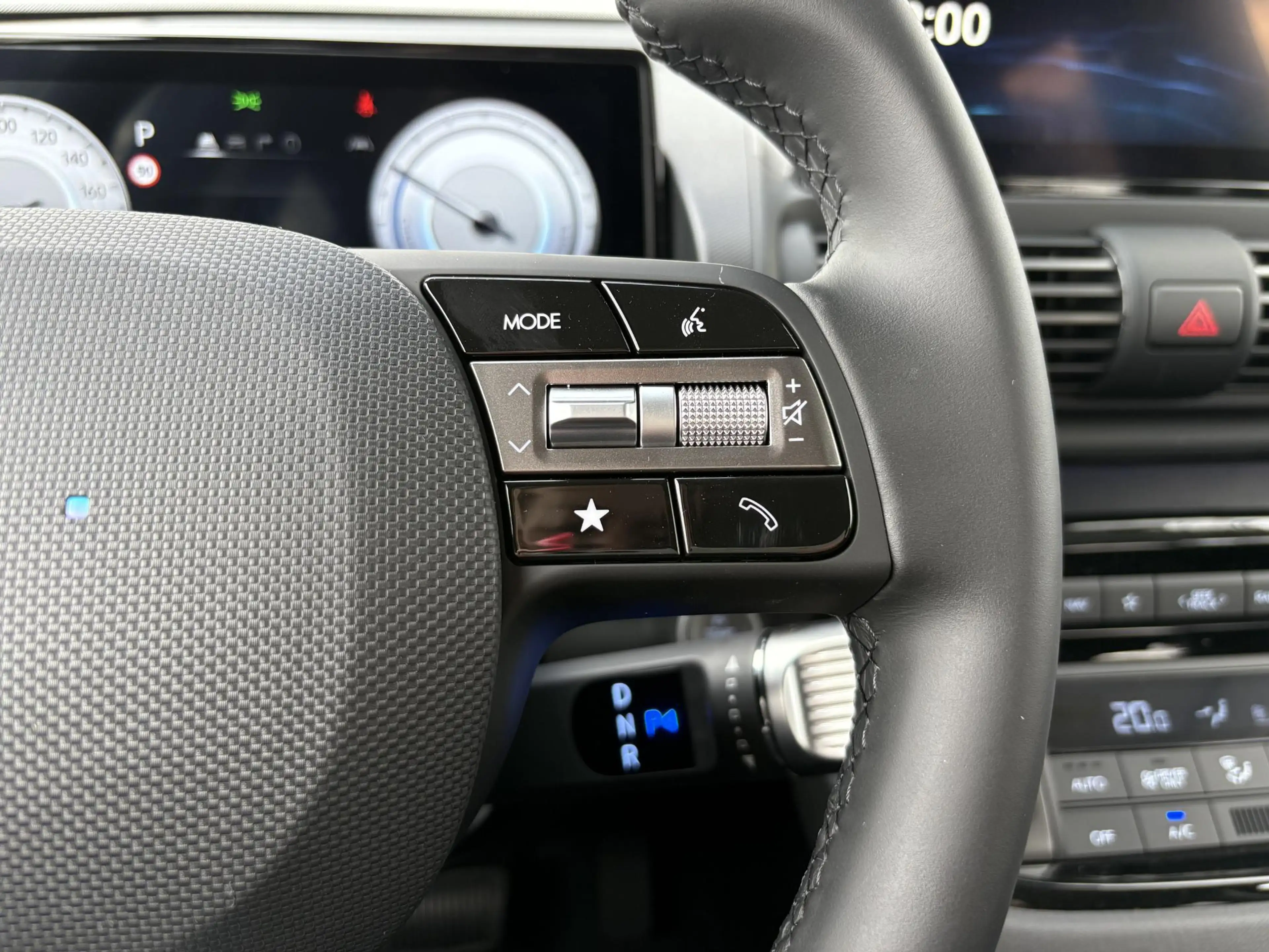 Hyundai Inster Evolve 49 kWh / Apple Carplay & Android Auto / Ada — photo 8