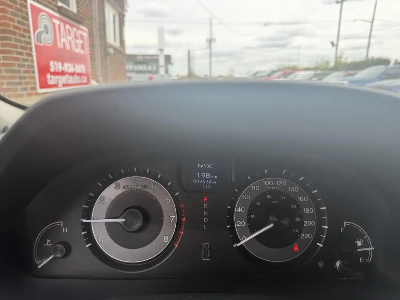 Honda Odyssey снимка Honda Odyssey