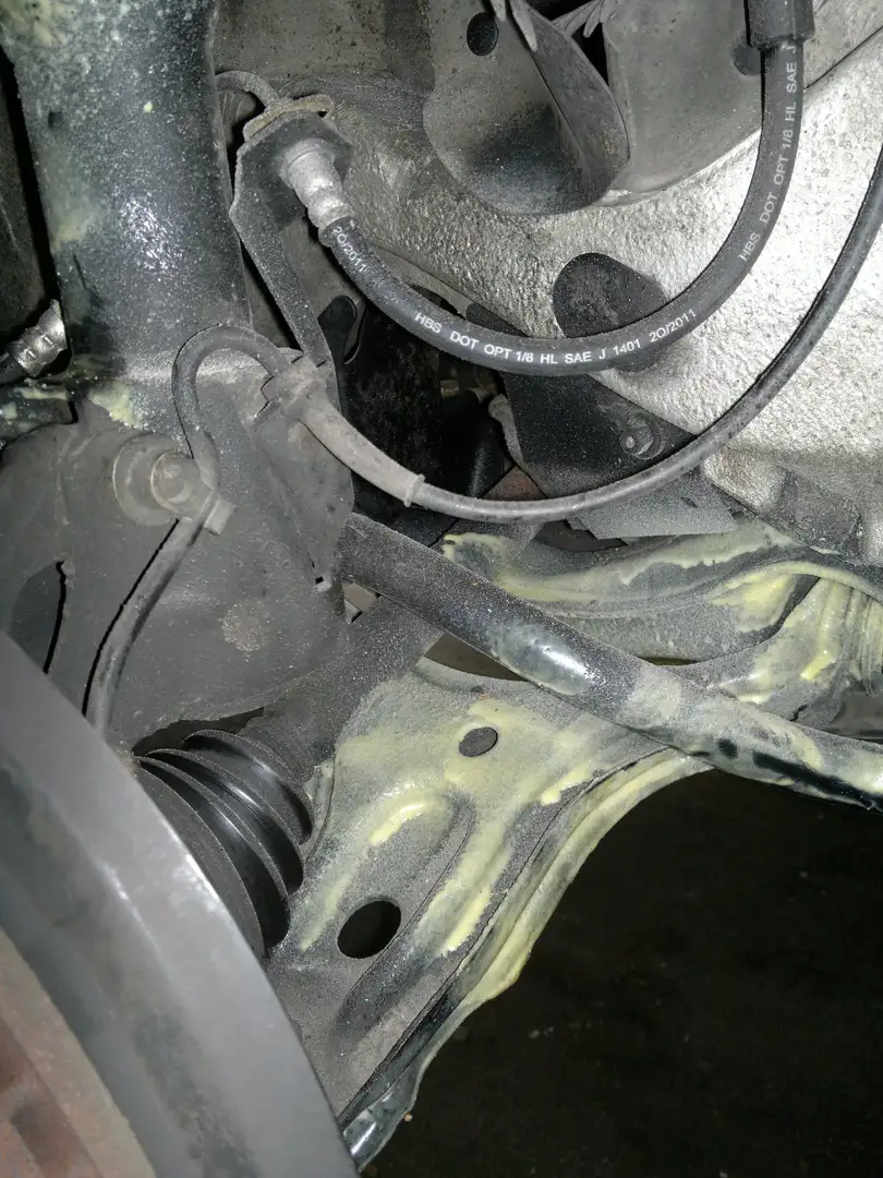 Audi Coupe Coupe 20V quattro Срібний - 2