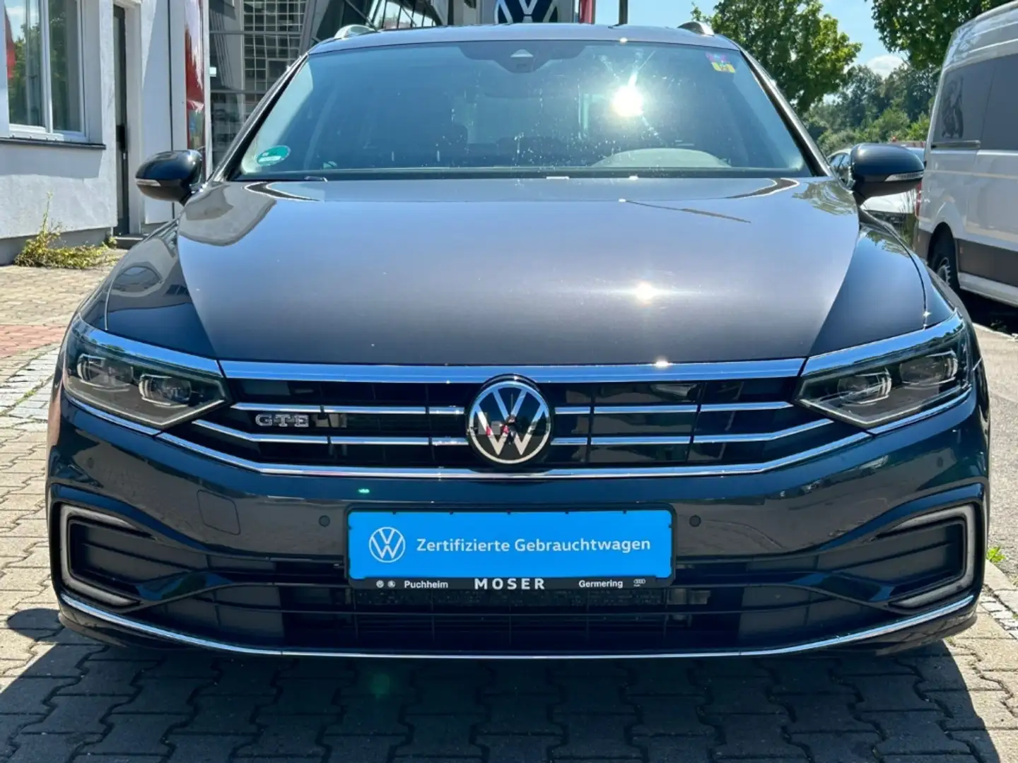 Volkswagen Passat Variant 1.4TSIe DSG GTE Pano*Sthzg*Assist!!! Grijs - 2