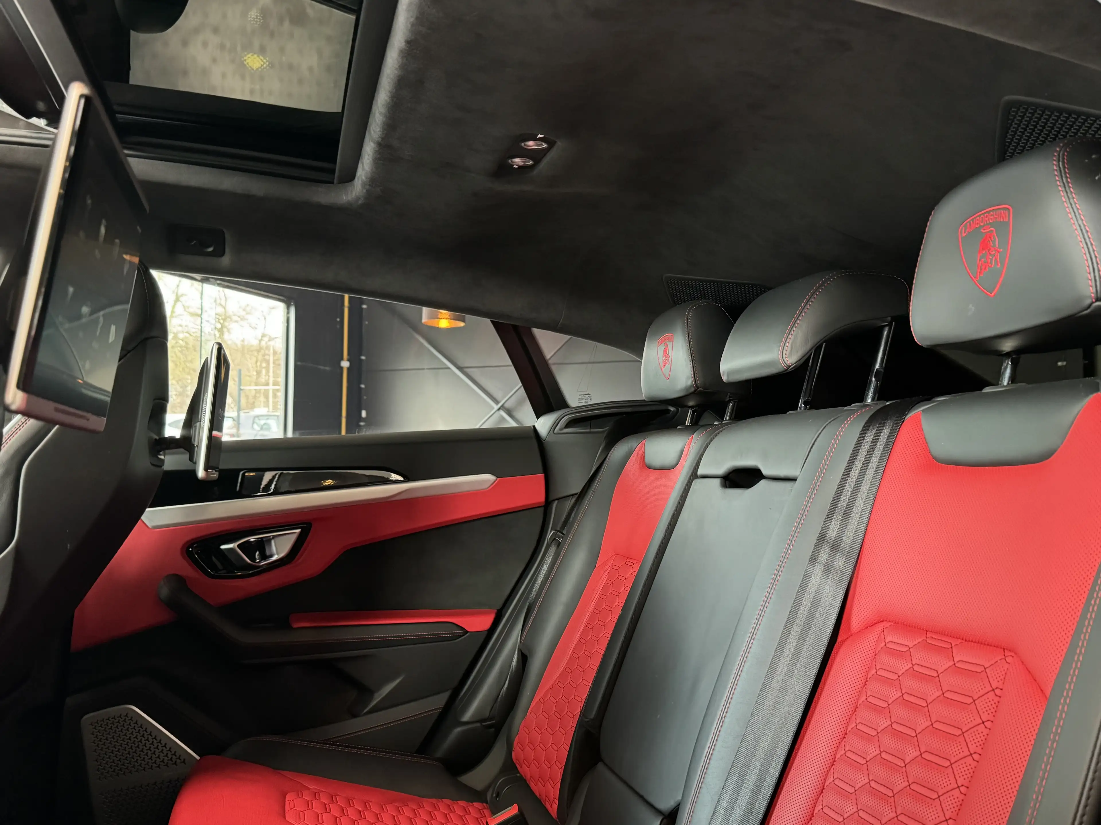 Lamborghini Urus 4.0 BiTurbo V8 - KIT MANSORY - CARNET COMPLET — photo 10