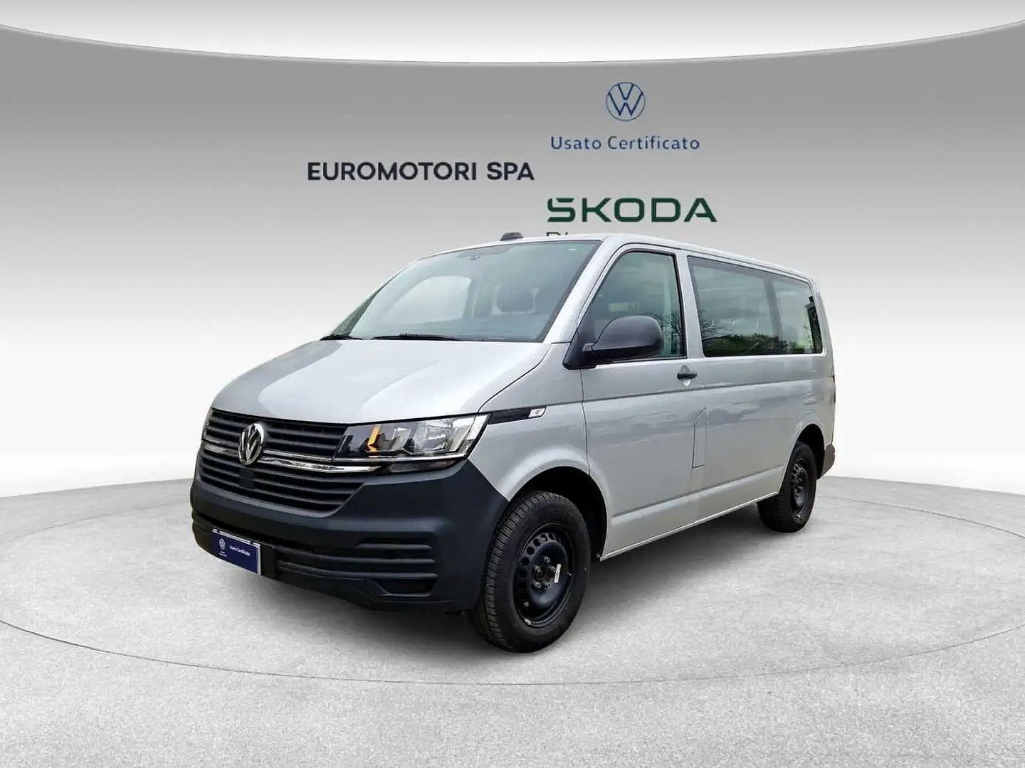 Volkswagen Transporter 6 2.0 TDI 150CV DSG PC Kombi Business Stříbrná - 1