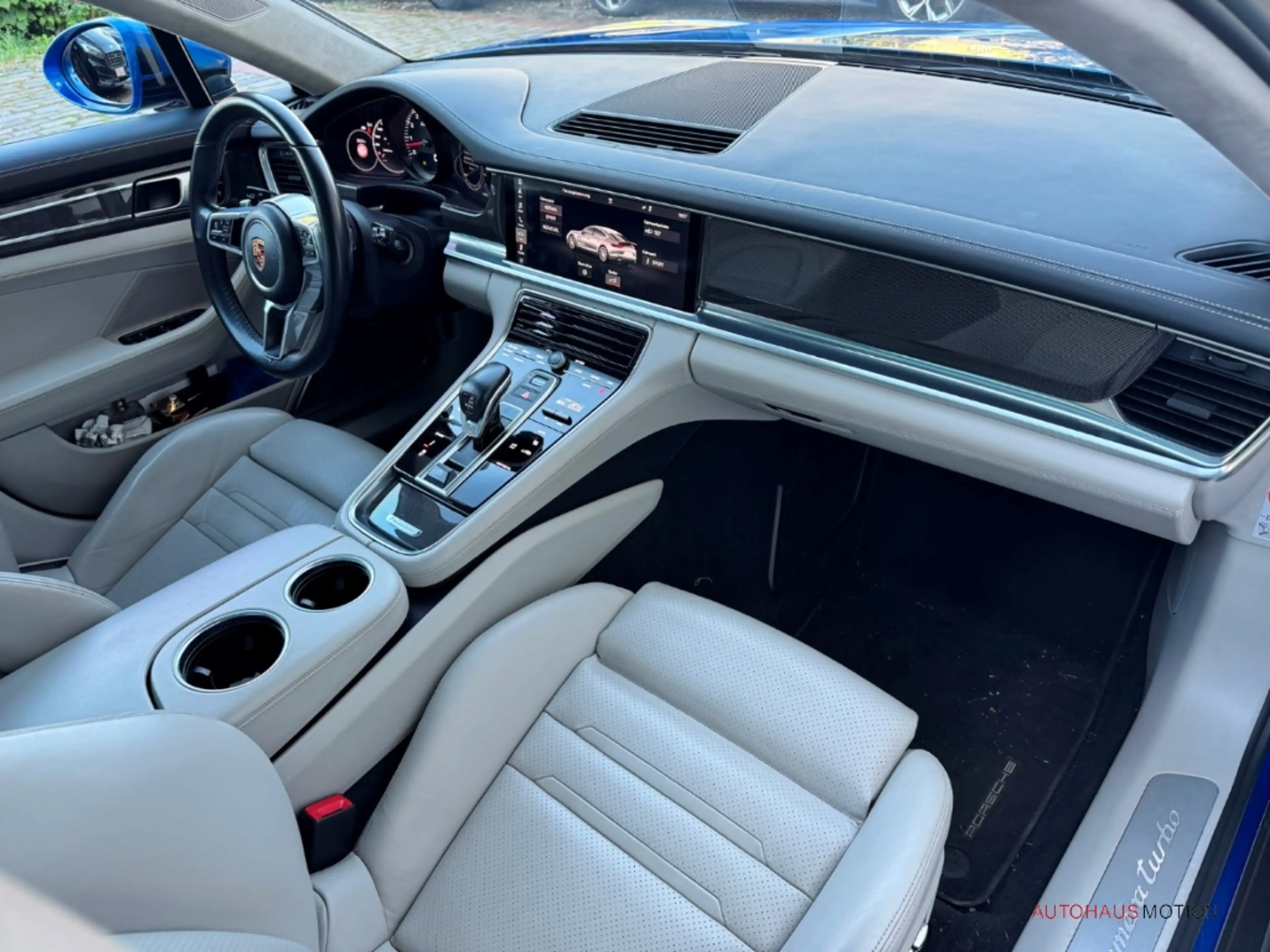 Porsche Panamera Turbo 4.0 V8 Matrix Pano Carbon Bur-High-End — photo 13