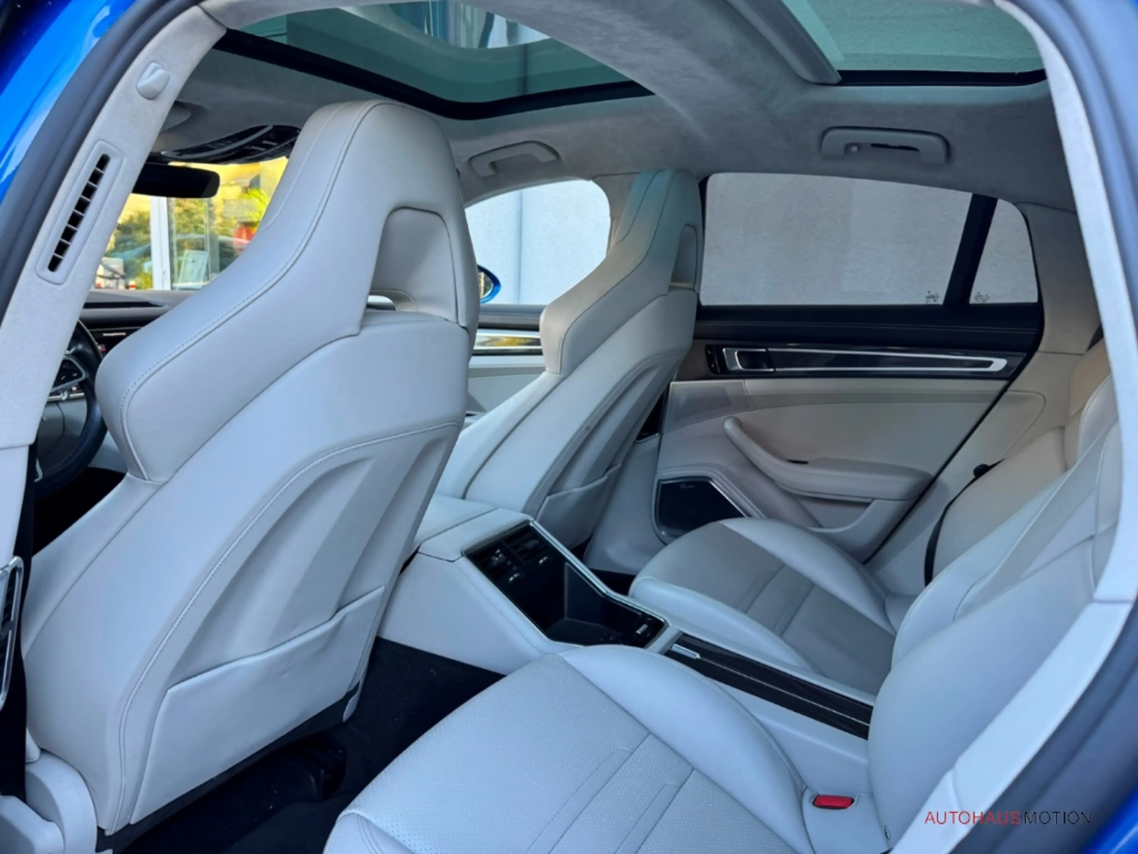 Porsche Panamera Turbo 4.0 V8 Matrix Pano Carbon Bur-High-End — photo 10