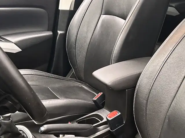 Suzuki S-Cross view 16