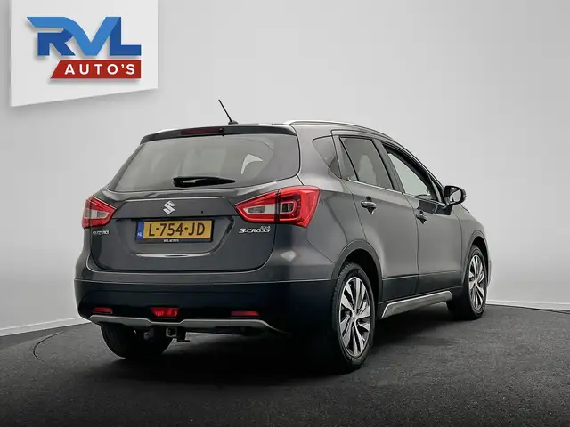 Suzuki S-Cross view 5