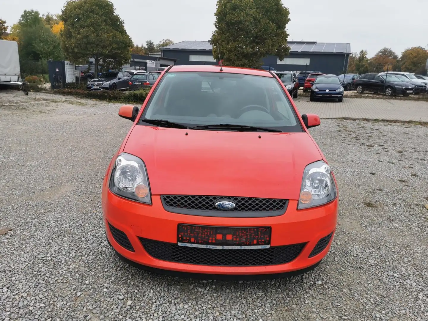 Ford Fiesta Connection TÜV 2/26 WINTERAUTO Rot - 2