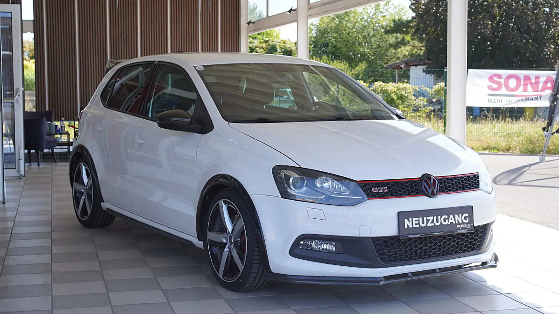 Volkswagen Polo GTI 1,4 DSG//TOPZUSTAND//WENIG//KILOMETER//SOMMERFA... Weiß - 1