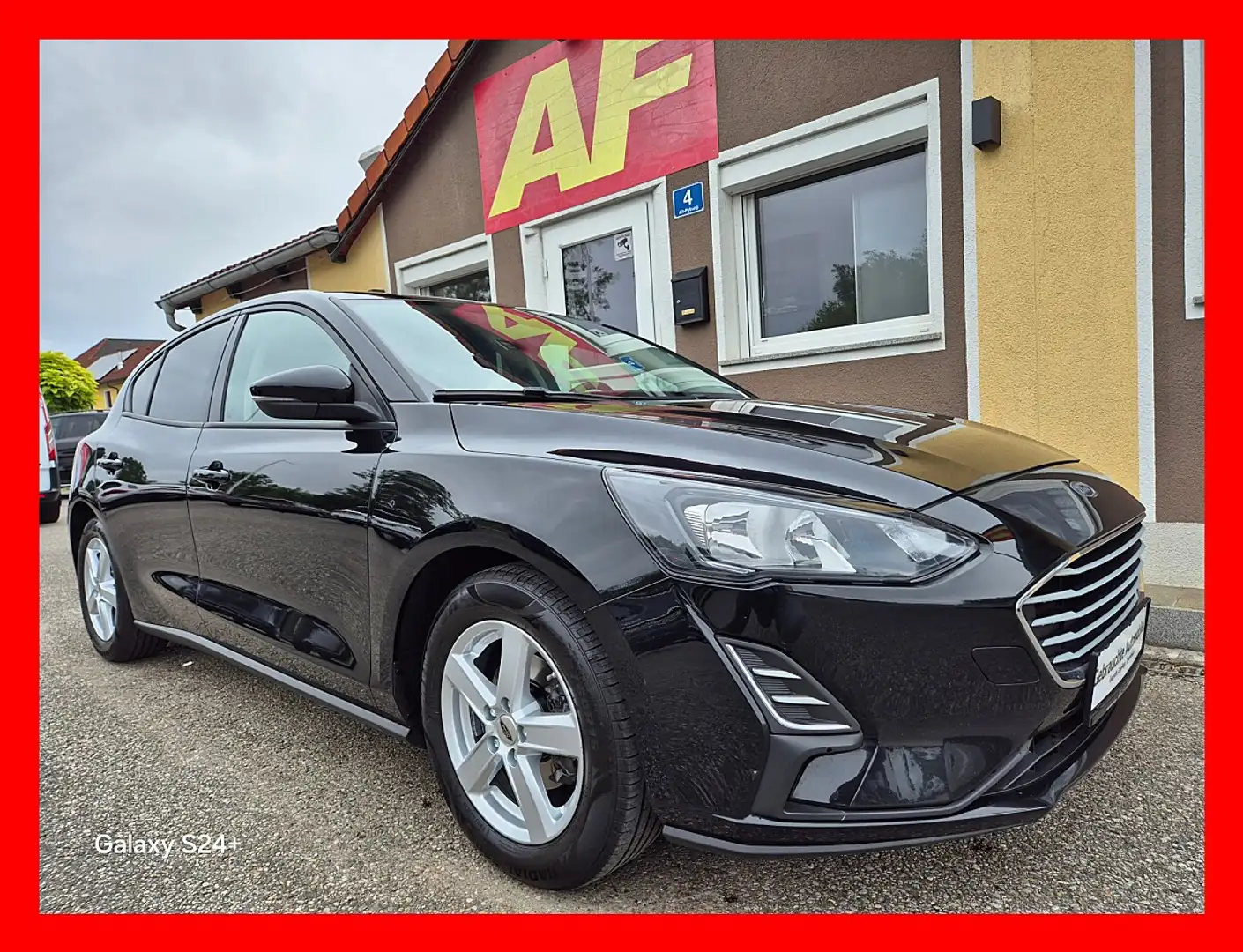Ford Focus 1,0 EcoBoost Trend I Steuer Kette I Schwarz - 1