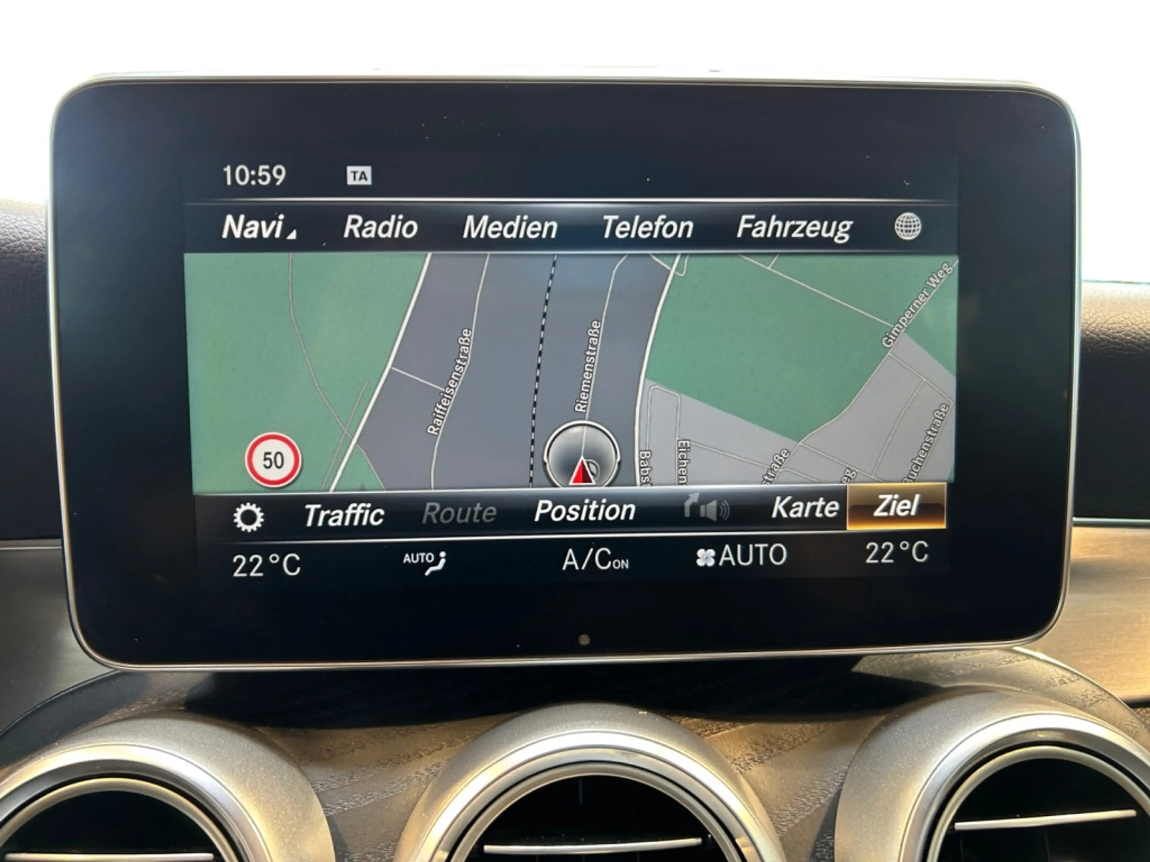 Mercedes-Benz C 200 Cabrio AMG AMG+Comand+AHK+360+Cam+LED+Navi — photo 14