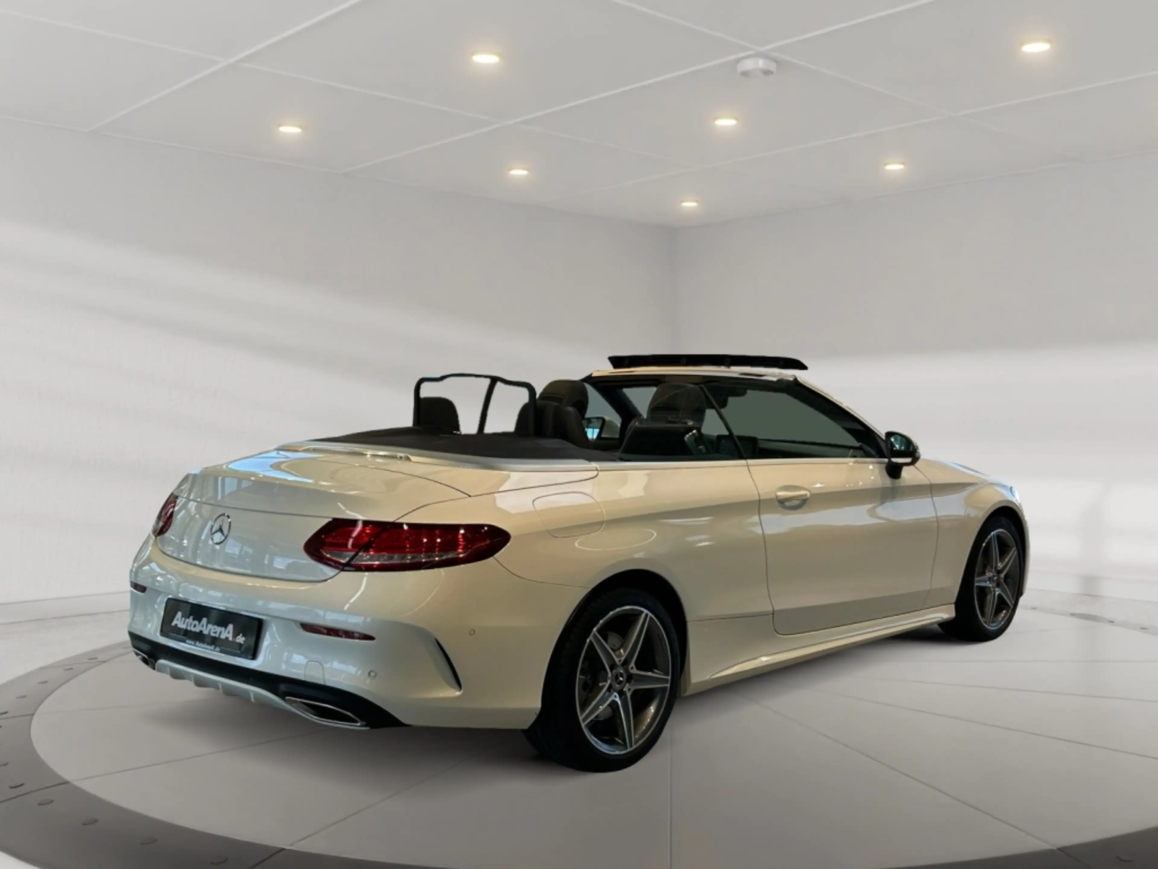 Mercedes-Benz C 200 Cabrio AMG AMG+Comand+AHK+360+Cam+LED+Navi — photo 3