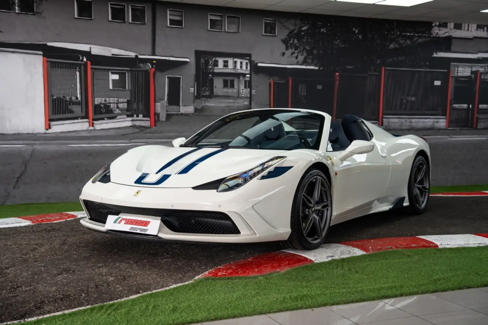 Ferrari 458 Speciale A Weiß - 1