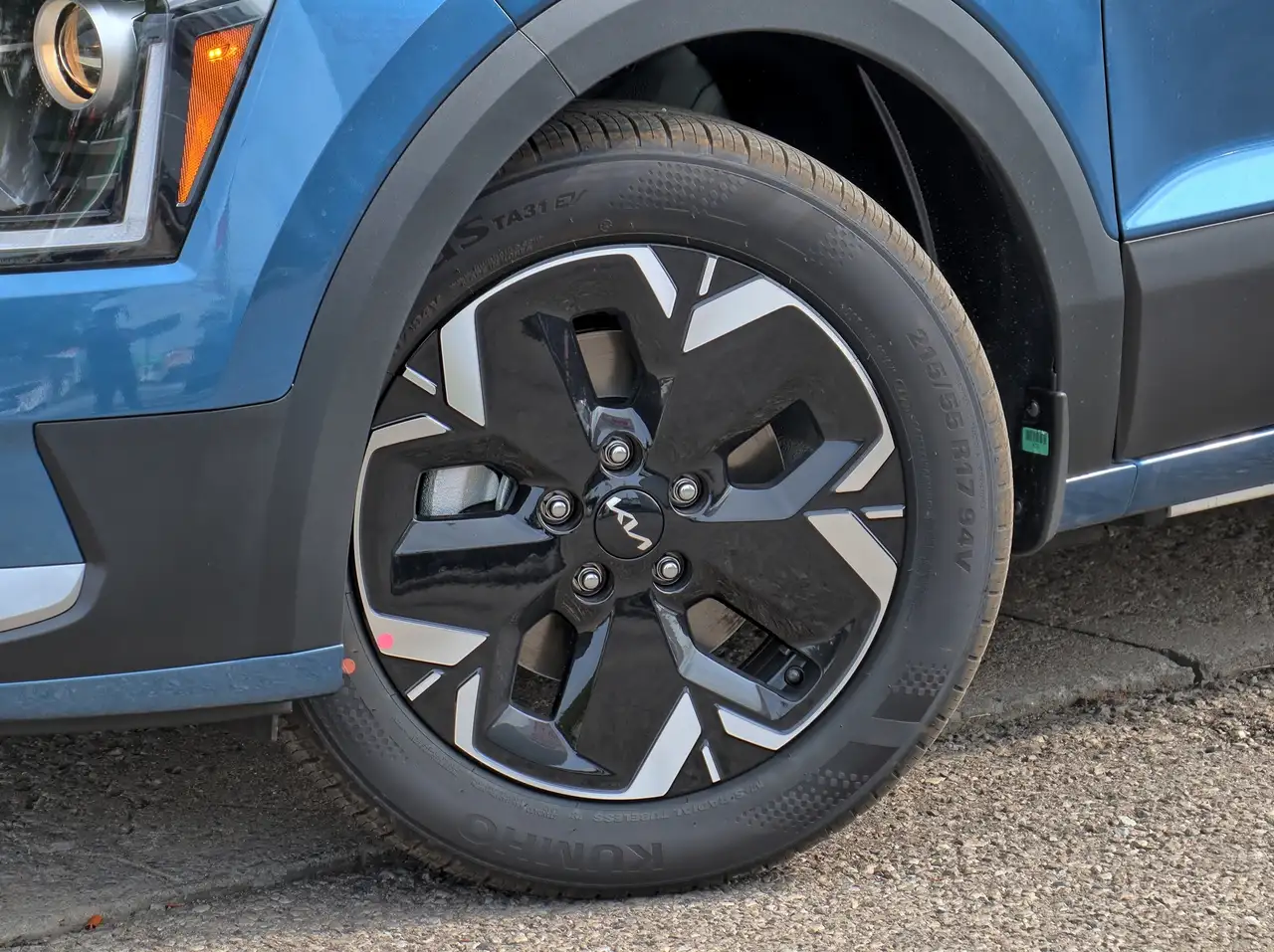 Kia Niro снимка Kia Niro