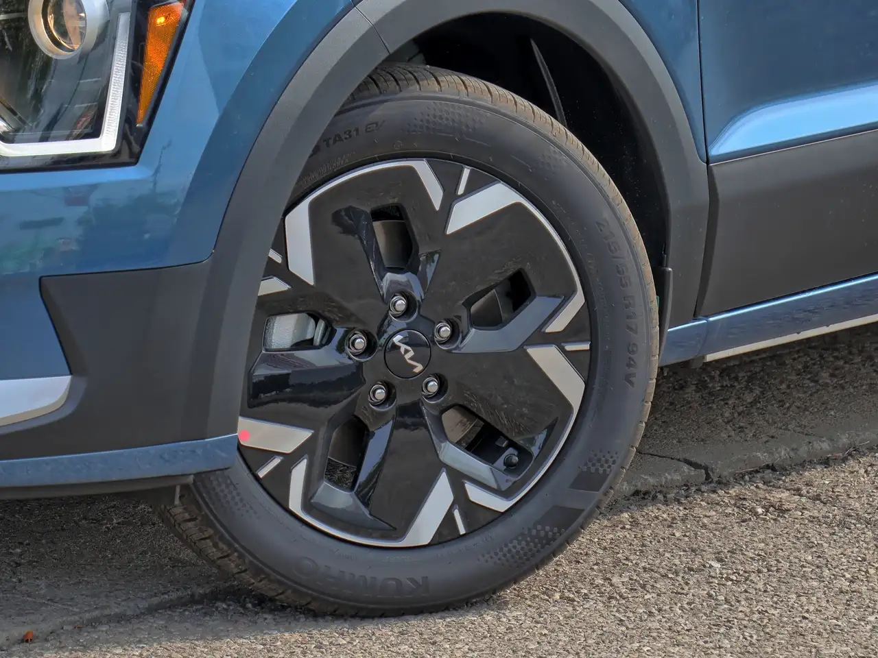 Kia Niro снимка Kia Niro