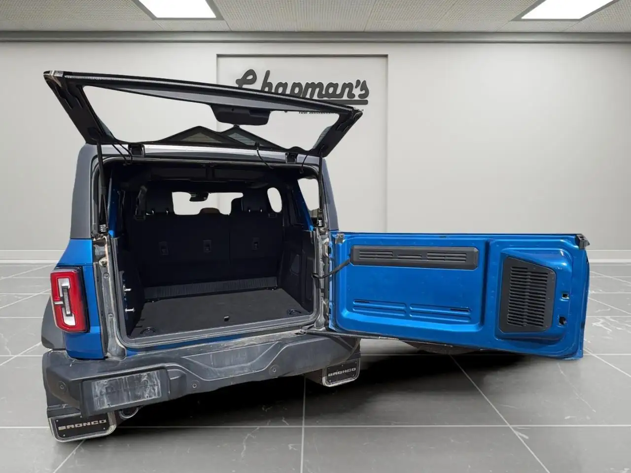 Ford Bronco снимка Ford Bronco