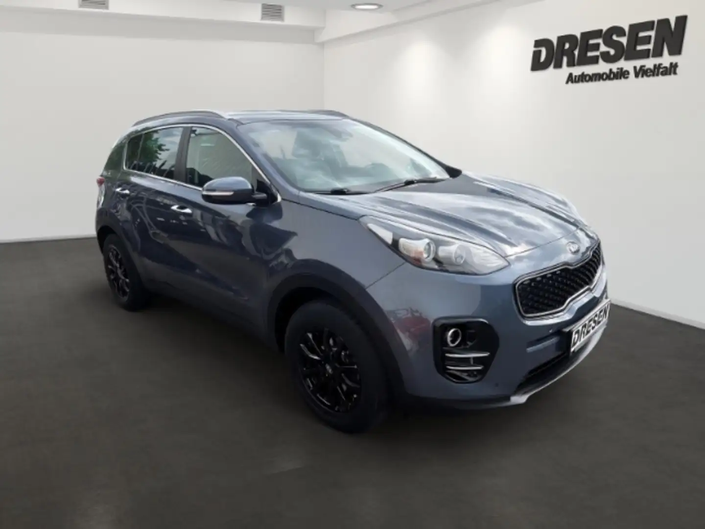 Kia Sportage DREAM TEAM 1.6 2WD NAVI,DAB,KLIMA,CARPLAY,SITZHZG, Modrá - 2