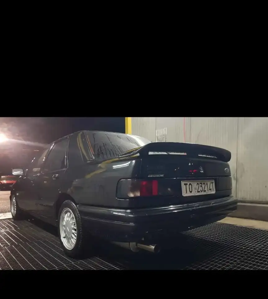 Ford Sierra 4p 2.0 Cosworth c/clima 4x4 cat., foto 4